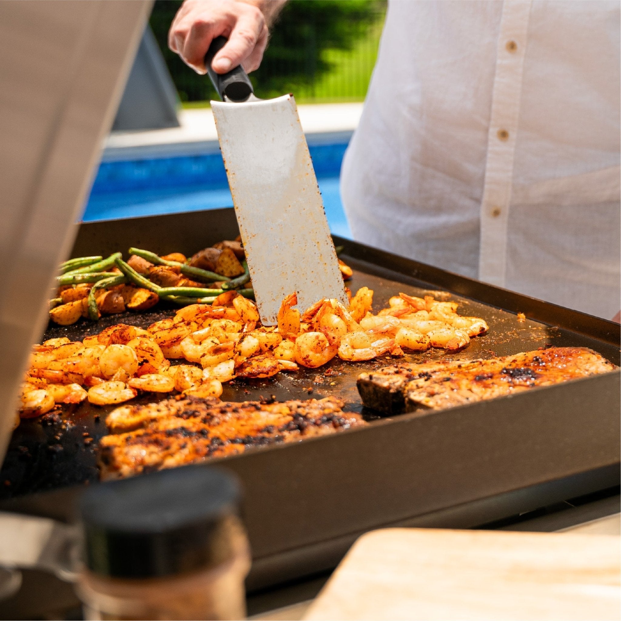 28" Griddle with Cabinet