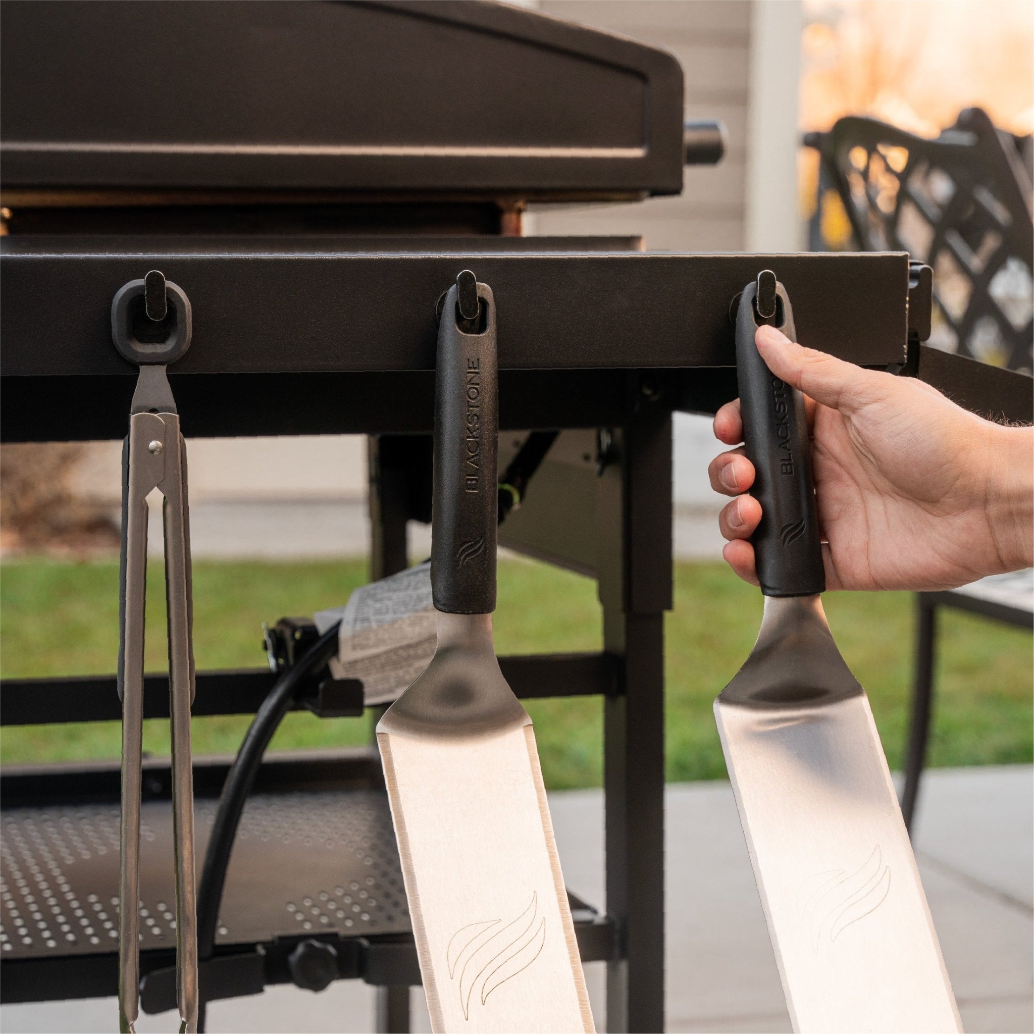 28" Griddle with Hood Bundle