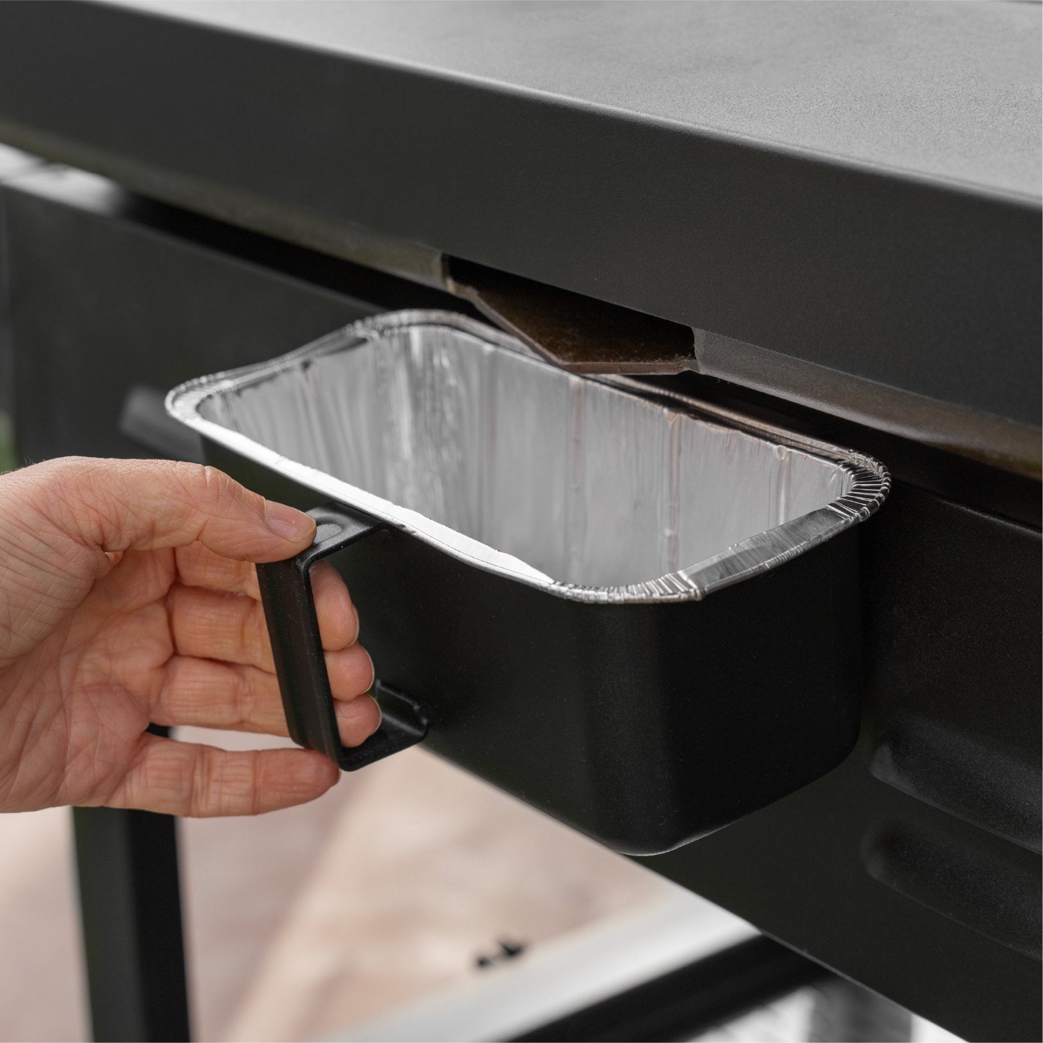 Black Friday Exclusive - 28" Omnivore Griddle with Hard Cover Bundle