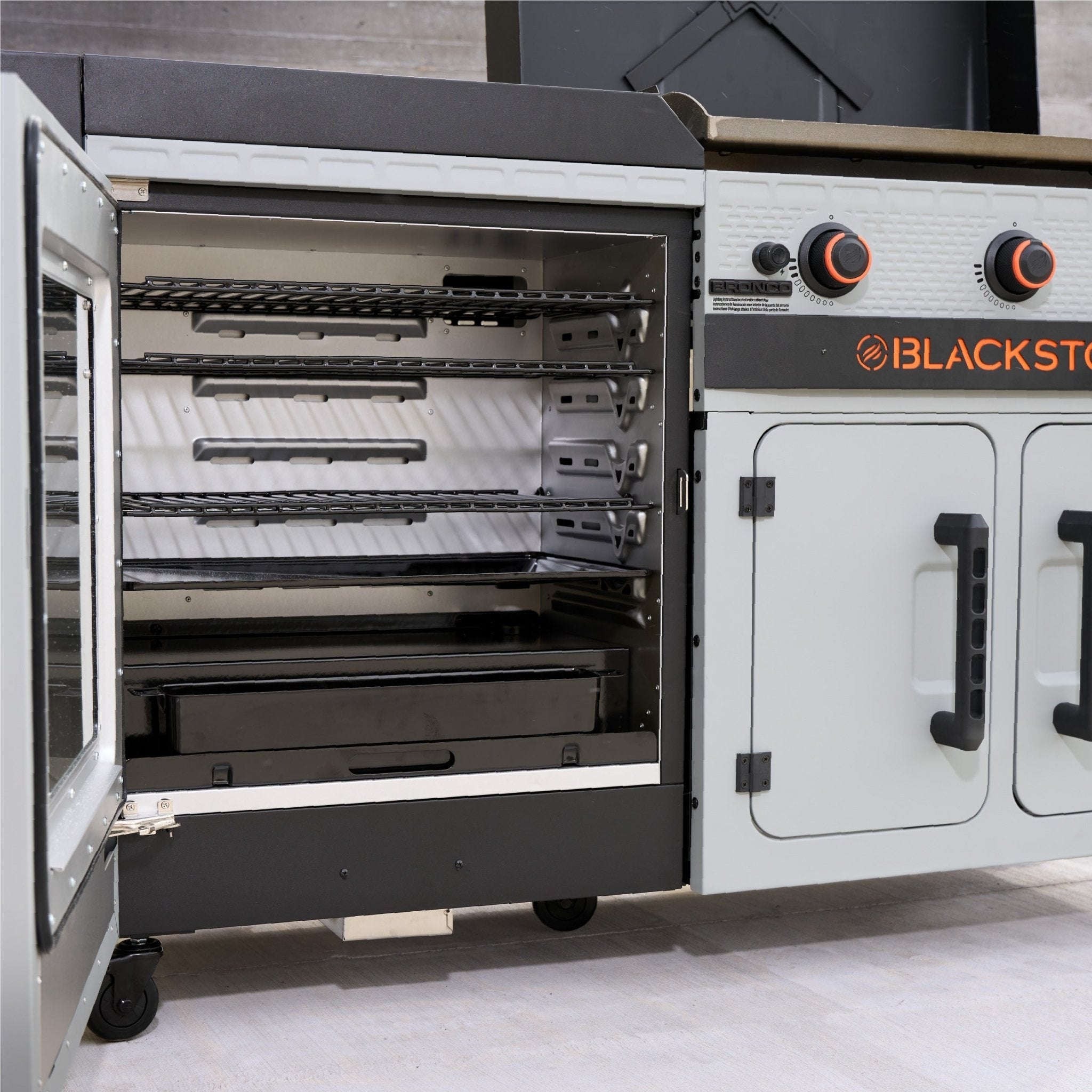 28" XL Griddle Vertical Pellet Smoker Combo